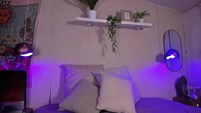 Violeta_dh from StripChat is Freechat