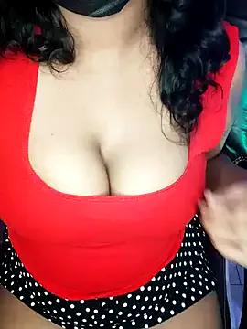 Viviennemoon_tlgu from StripChat is Freechat