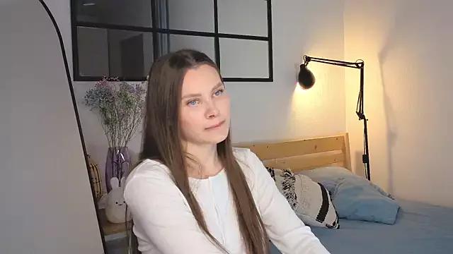 wavemary from StripChat is Freechat