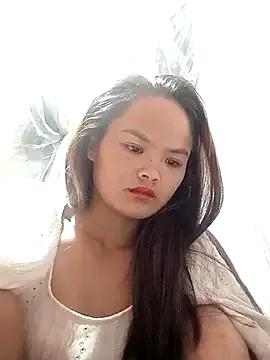 xinhxinhcute from StripChat is Freechat