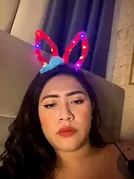 yourdevilsweettsx from StripChat is Freechat