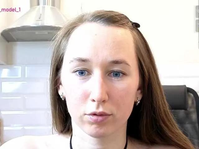 Freechat --MODEL--1 on BongaCams