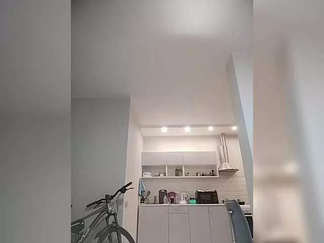 Freechat --MODEL--1 on BongaCams