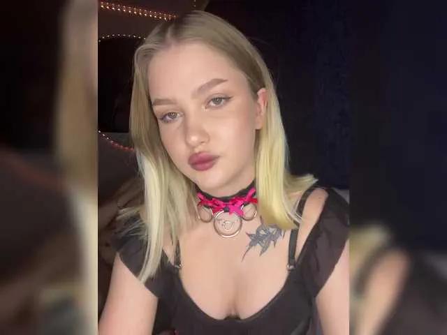 Freechat -The-sweet-couple- on BongaCams