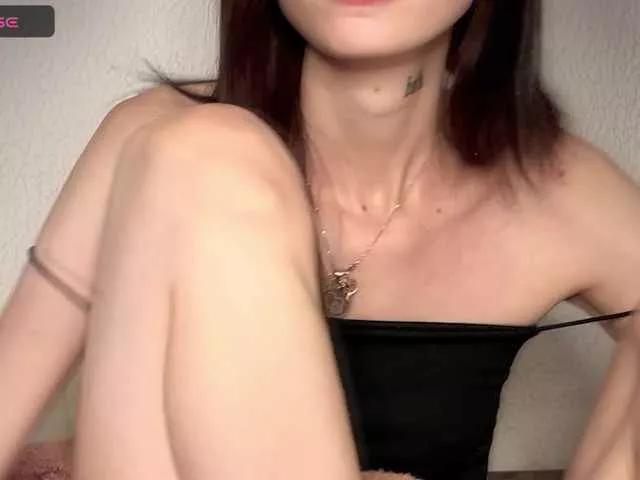 Offline 1NIGHT- on BongaCams