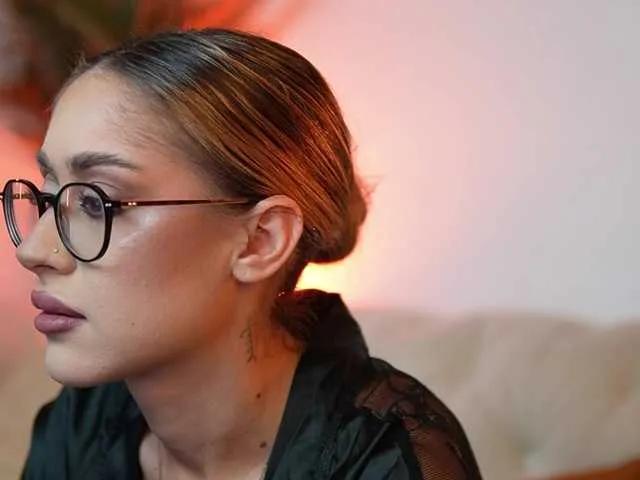 Offline AileenKiss on BongaCams