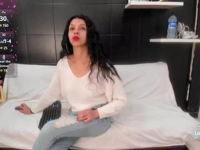 Offline aitana-garcia on BongaCams