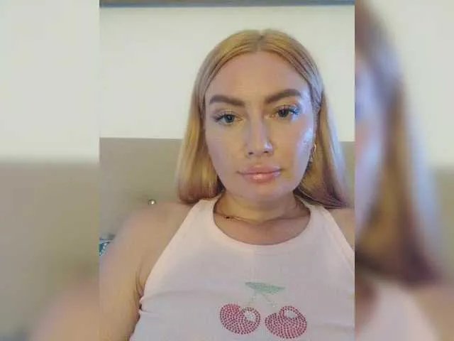 Offline AlenaFeya on BongaCams
