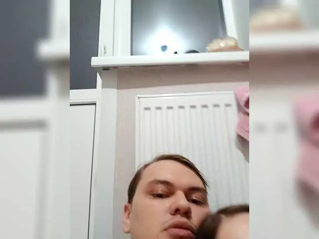 Offline Alicekiss0012 on BongaCams