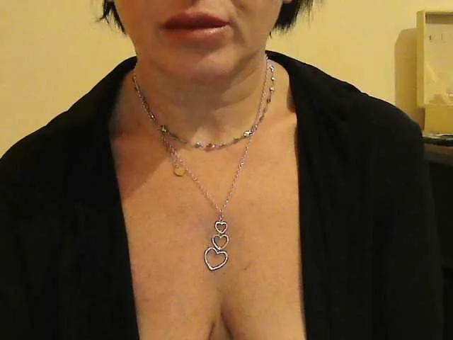 Offline Althea000 on BongaCams