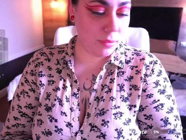 Freechat AmazonkaStarrr on BongaCams