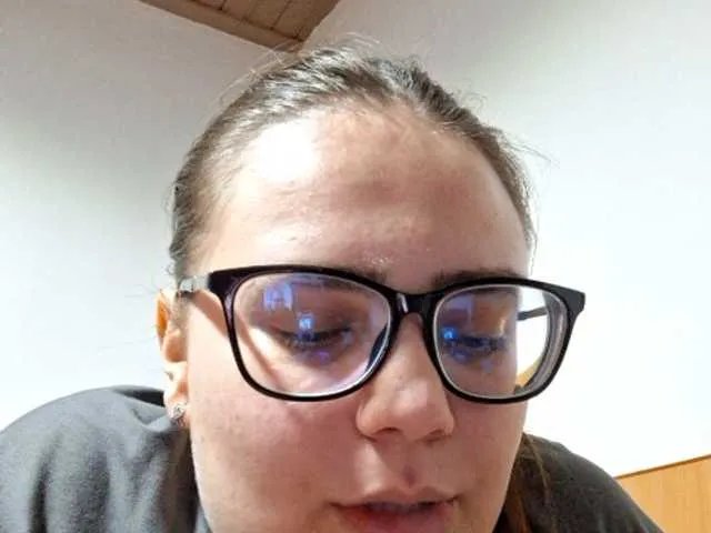 Freechat amiravyxen on BongaCams