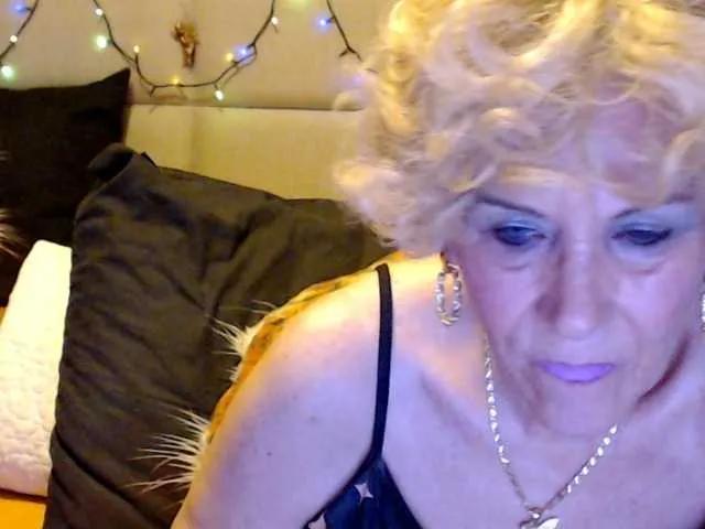 Offline ANGELGRANNY on BongaCams