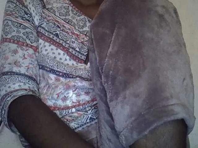 Offline Angelinah75 on BongaCams