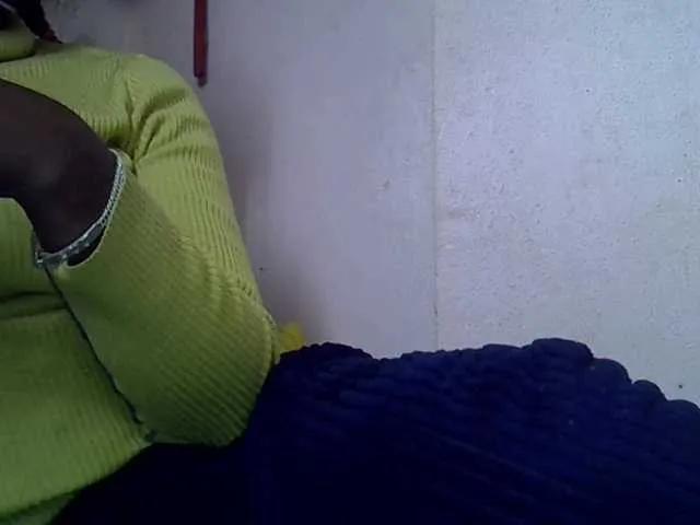 Offline Angelinah75 on BongaCams