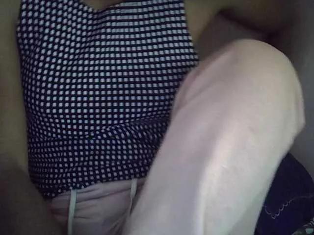 Offline Angelinah75 on BongaCams