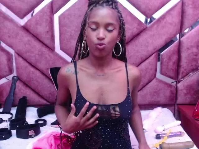 Freechat AngeyaPetite on BongaCams