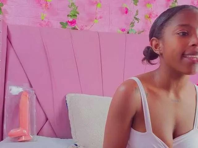 Freechat AngeyaPetite on BongaCams