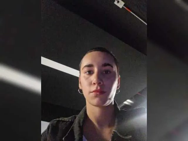 Offline AntoniaDilune on BongaCams