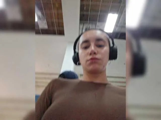 Offline AntoniaDilune on BongaCams