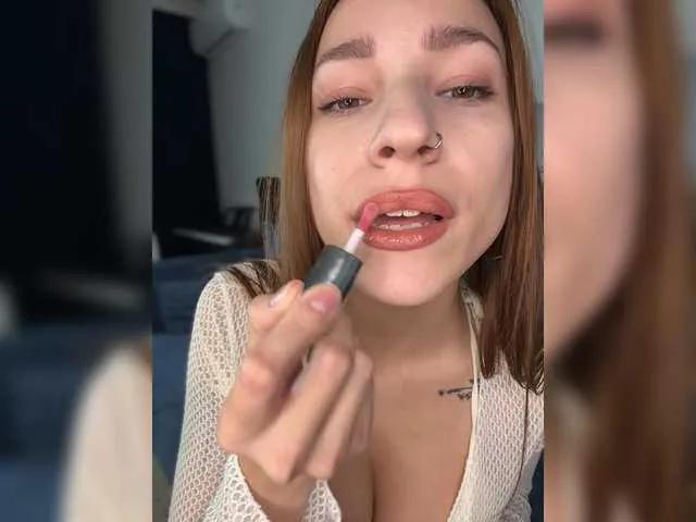 Offline avolood on BongaCams