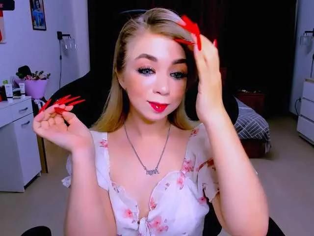 Offline BabyNicole on BongaCams