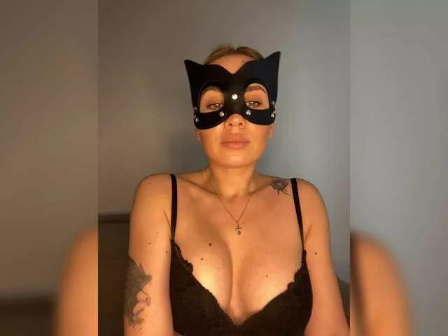 BambiDoll on BongaCams