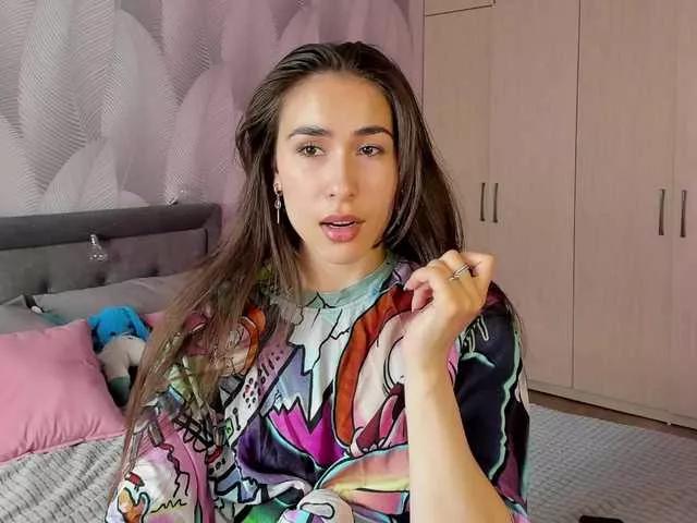 Bambiiiii on BongaCams 