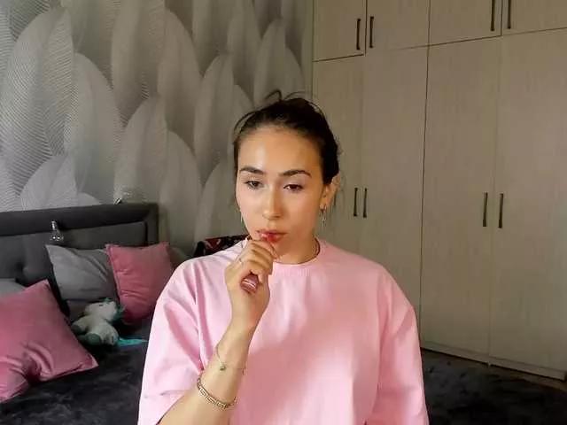 Bambiiiii on BongaCams 