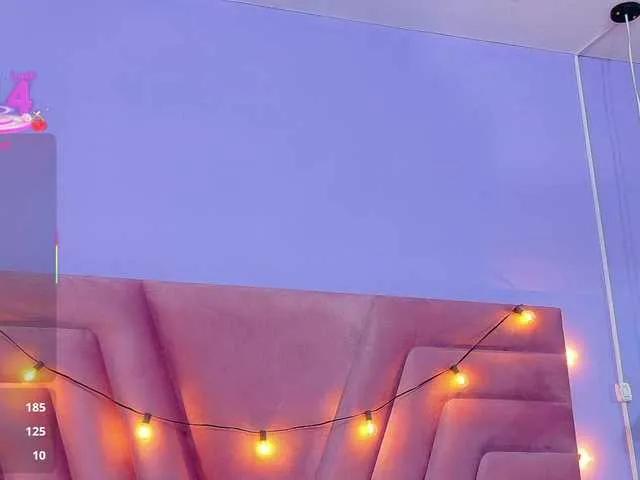 Offline Beautifulskinny18 on BongaCams