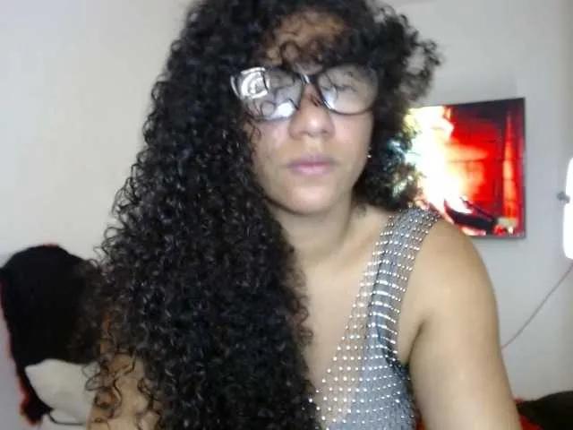 Freechat Bellacrespa on BongaCams
