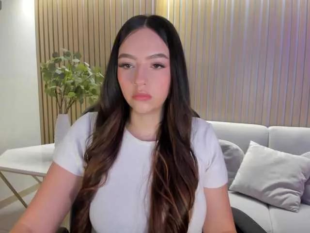 Freechat BellaRose on BongaCams