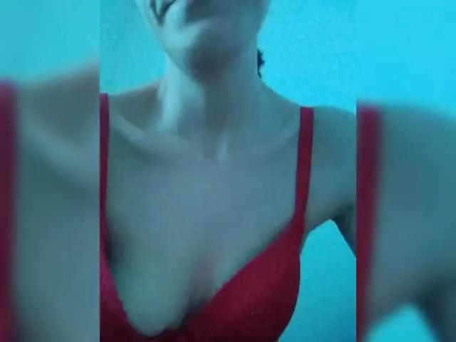 Freechat Bogina2 on BongaCams