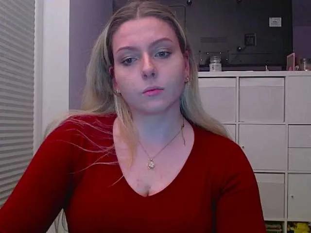 BritneyBlond on BongaCams