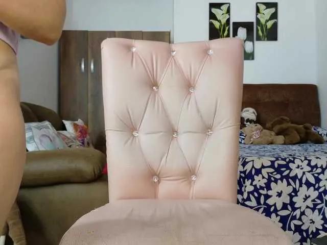 Offline BryonySullyvan on BongaCams