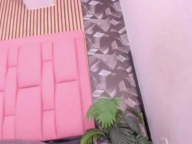 Freechat candela-collins on BongaCams