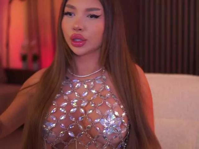 Offline CassyeLips on BongaCams