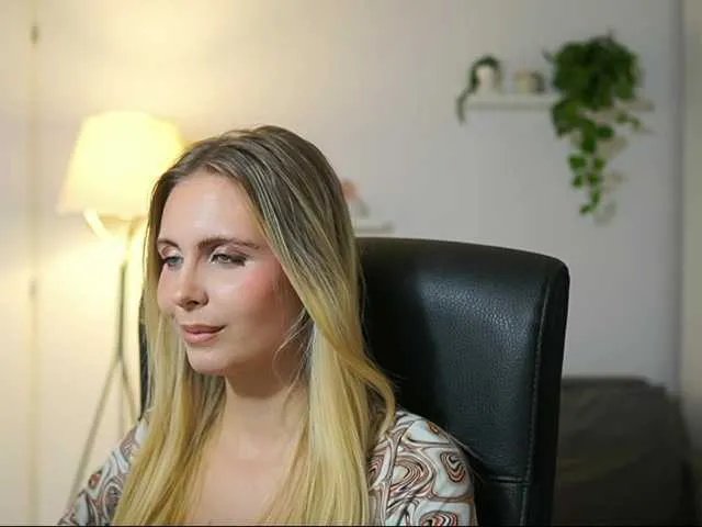 catecrago on BongaCams