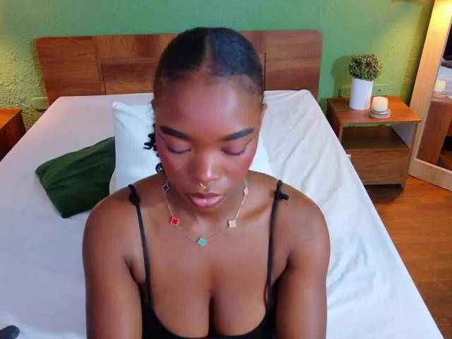 Chocolatte-dreams on BongaCams 