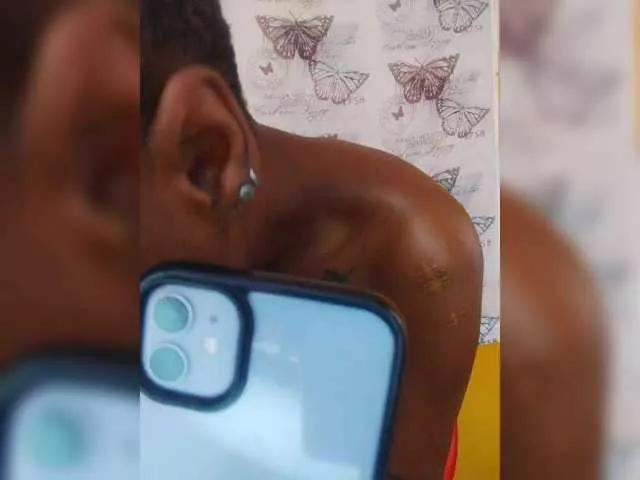 Offline CleavageKING on BongaCams