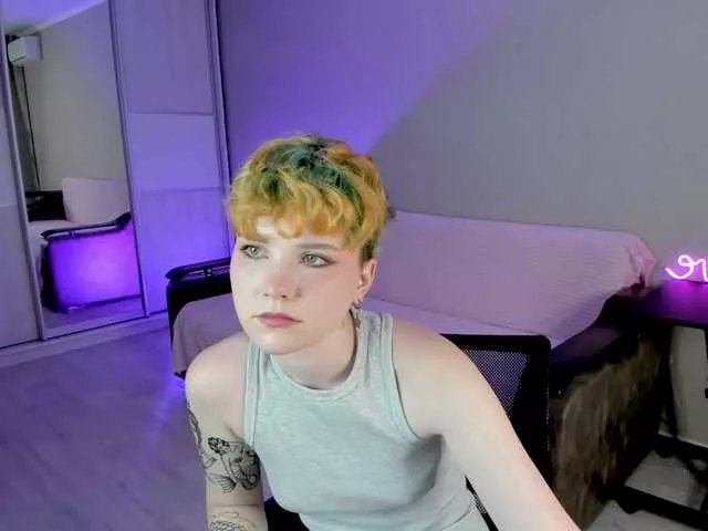 Offline Cool-Love on BongaCams