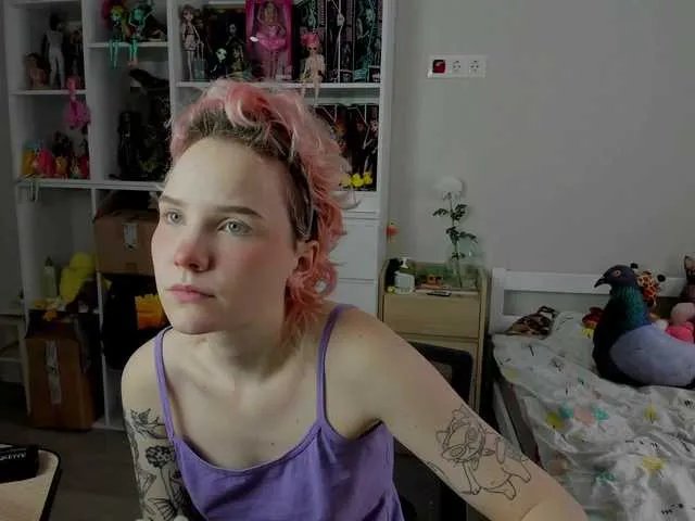 Offline Cool-Love on BongaCams