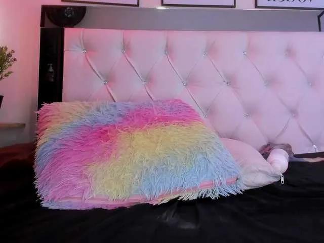 Freechat CoraChandler on BongaCams