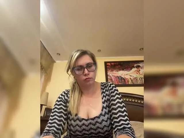 Freechat Crystal00Girl on BongaCams