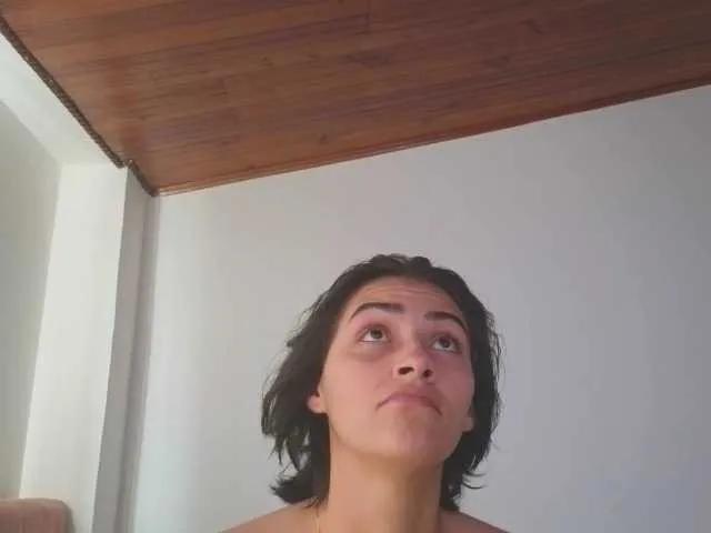 Freechat CrystalStarX on BongaCams