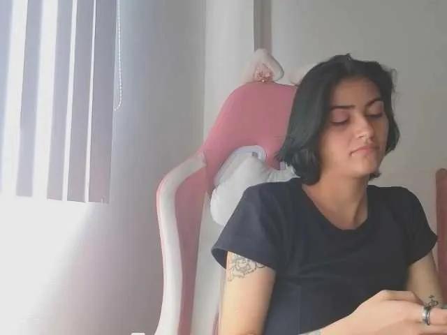 Freechat CrystalStarX on BongaCams