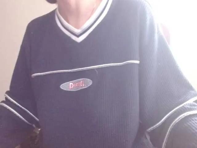 Freechat CrystalStarX on BongaCams