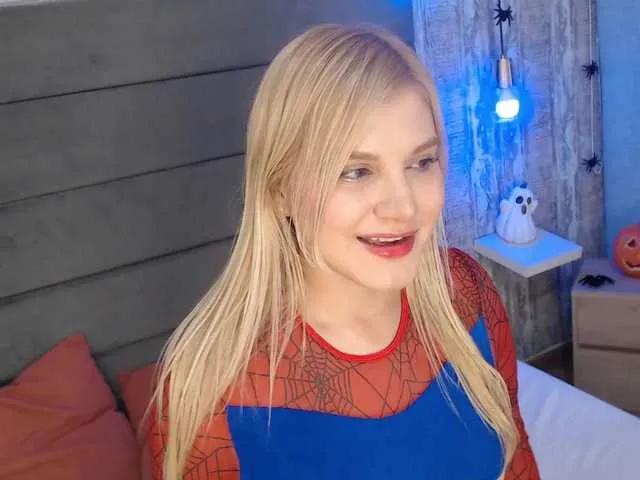 Freechat CrystalWoods94 on BongaCams