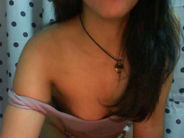 Freechat Cyah2 on BongaCams