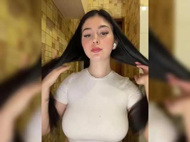 Freechat DemonMarrry on BongaCams